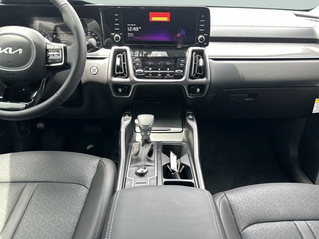 Used 2023 Kia Sorento S w/ Panoramic Sunroof Package FWD image 12