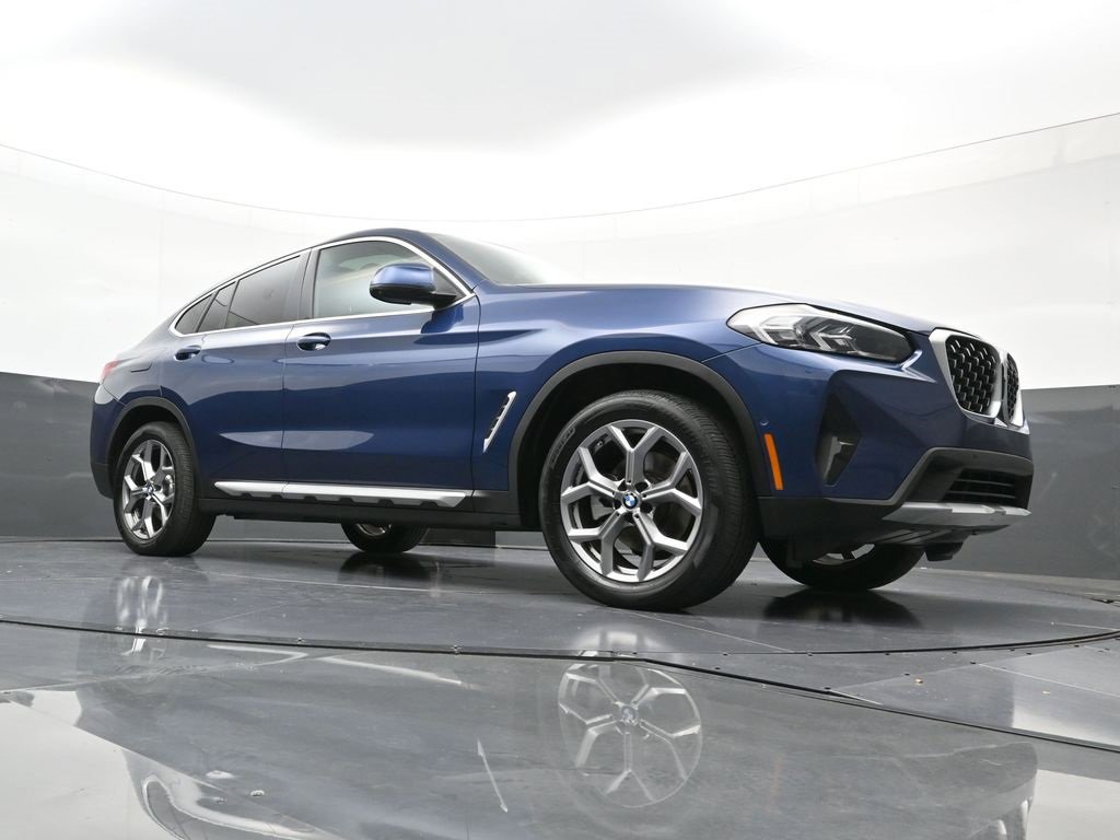 Used 2024 BMW X4 xDrive30i image 21