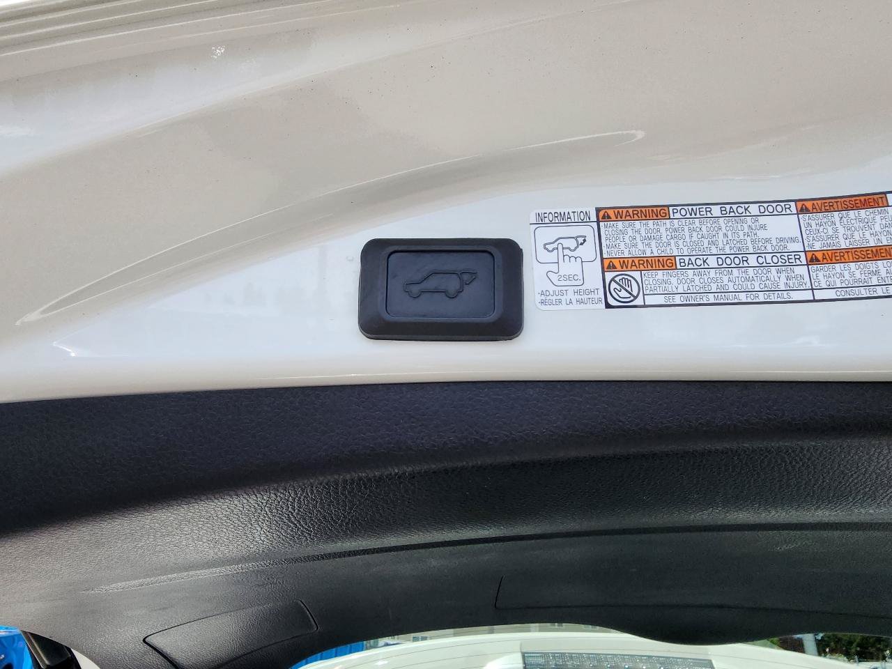 Used 2017 Toyota RAV4 Limited w/ All Weather Liner Package AWD/4WD image 28