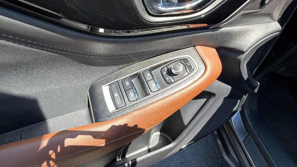 Used 2025 Subaru Outback Touring XT AWD/4WD image 20