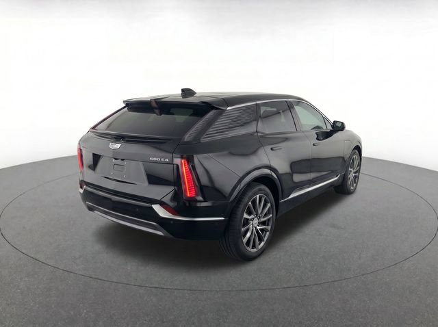 Used 2025 Cadillac Optiq Luxury 1 AWD/4WD image 4
