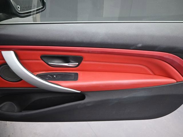 Used 2014 BMW 435i Convertible image 17