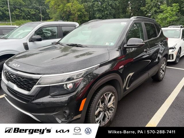 Certified 2022 Kia Seltos EX AWD/4WD image 16