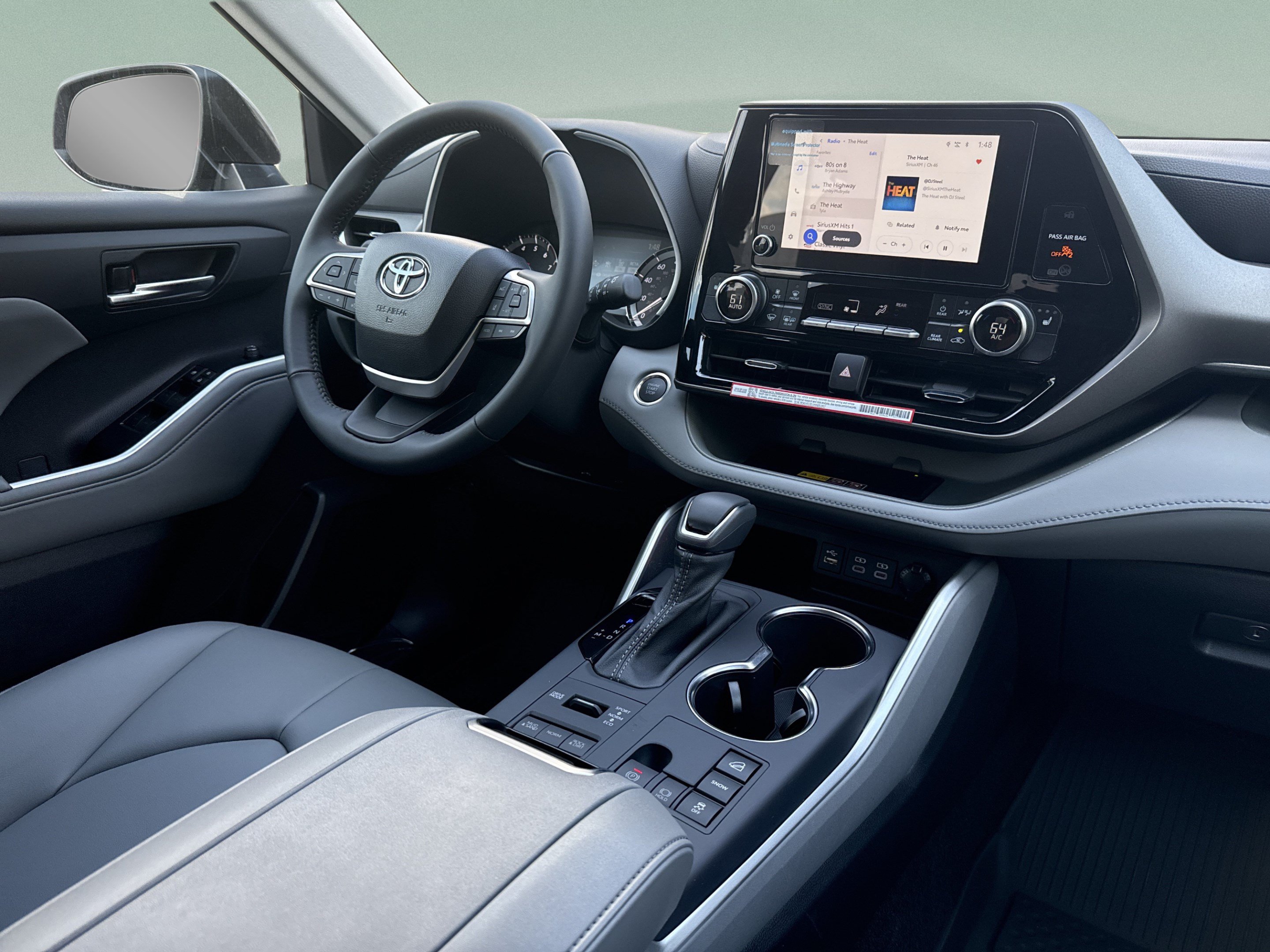 New 2026 Toyota Highlander XLE AWD/4WD image 6