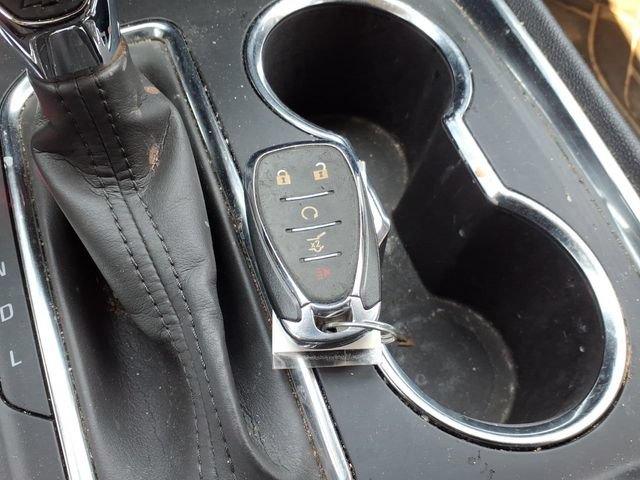 Used 2021 Chevrolet Traverse RS w/ LPO, Floor Liner Package AWD/4WD image 14