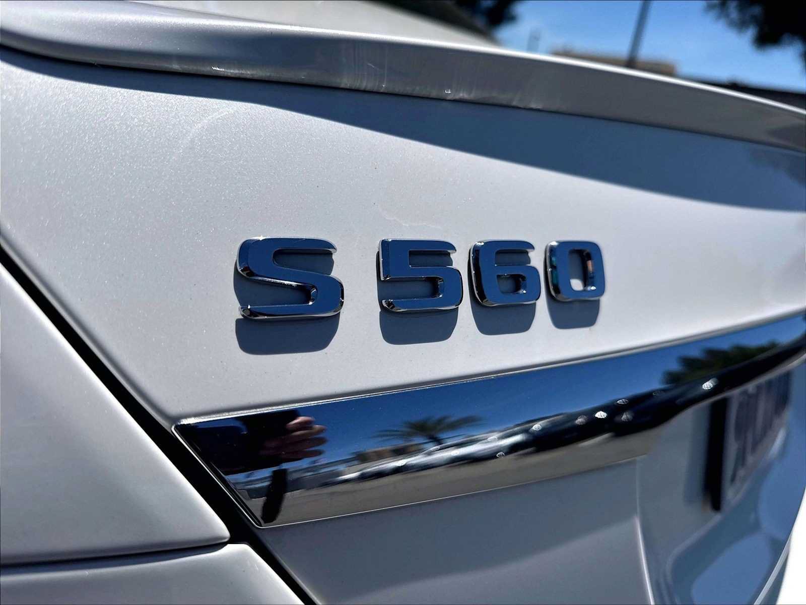 Used 2018 Mercedes-Benz S 560 Sedan image 11