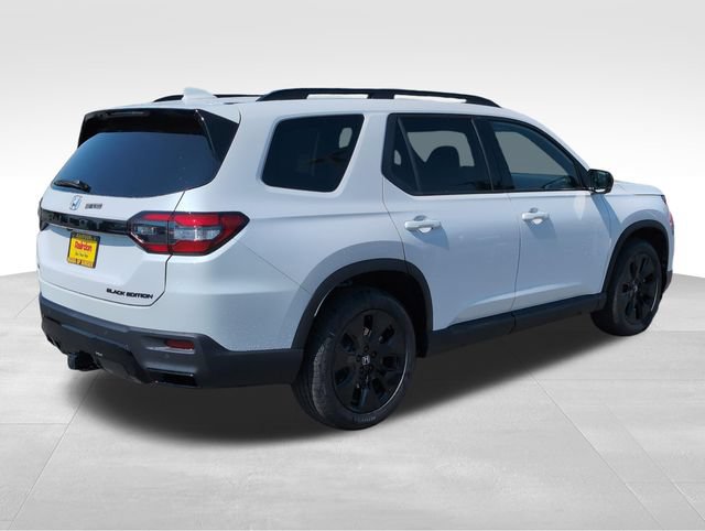 New 2026 Honda Pilot Black Edition image 8