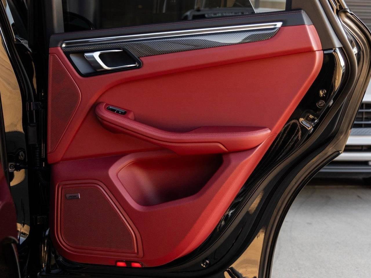 New 2026 Porsche Macan S image 82