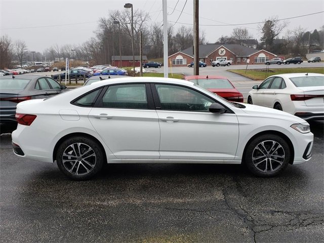 New 2026 Volkswagen Jetta Sport image 2