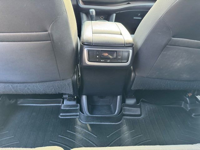 Used 2015 Toyota Highlander LE image 22