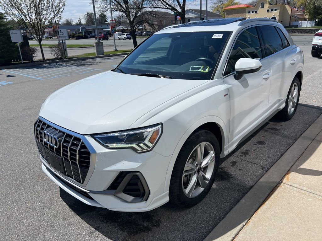 Used 2022 Audi Q3 2.0T Premium Plus image 39
