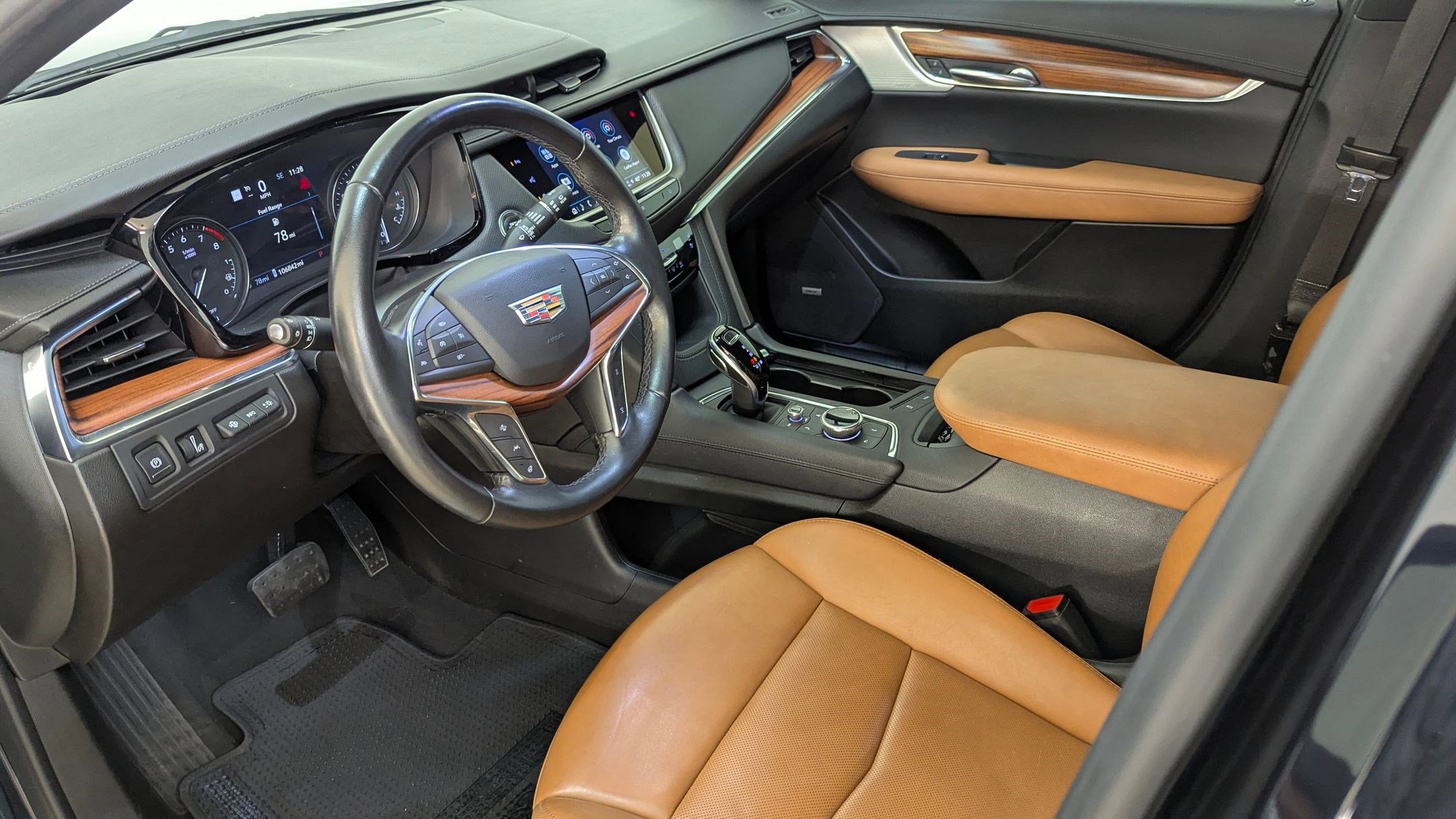 Used 2021 Cadillac XT5 Premium Luxury image 4