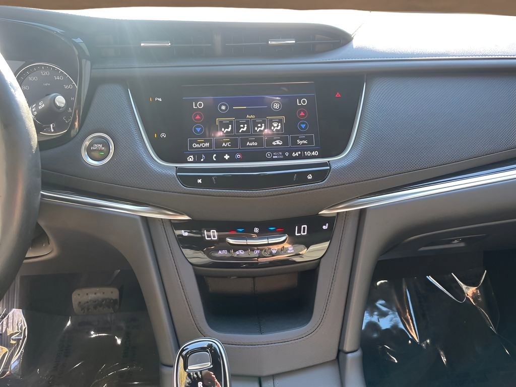 Used 2022 Cadillac XT5 Premium Luxury image 18