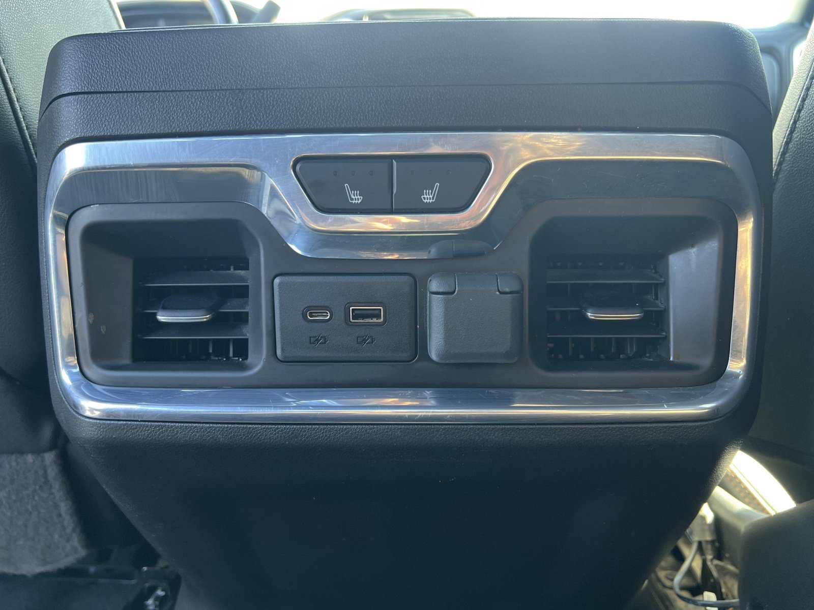 Used 2021 GMC Sierra 3500 AT4 w/ Gooseneck/5TH Wheel Package AWD/4WD image 25