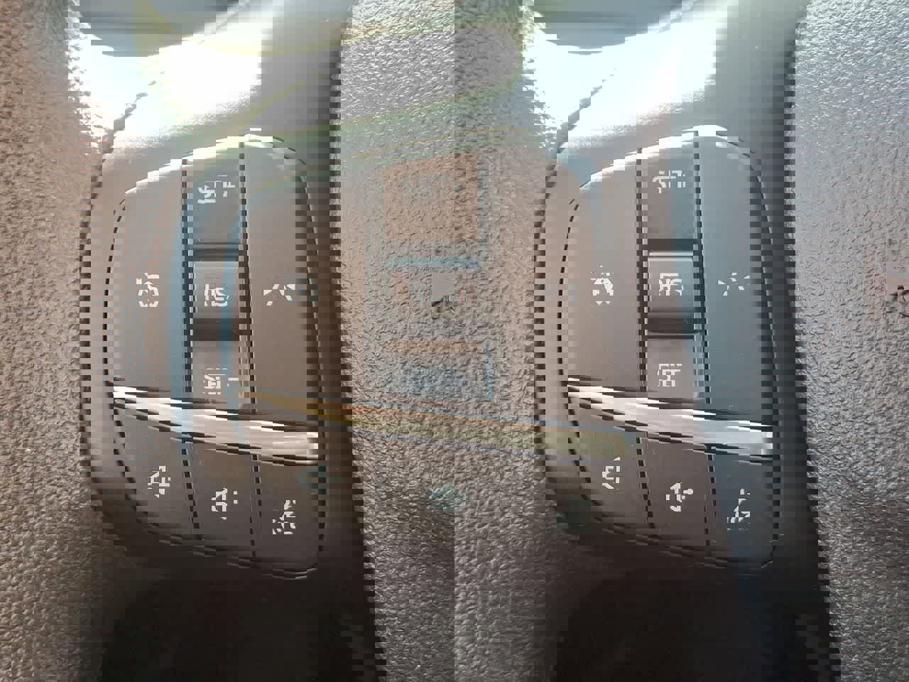 Used 2025 Ford Escape Active image 23