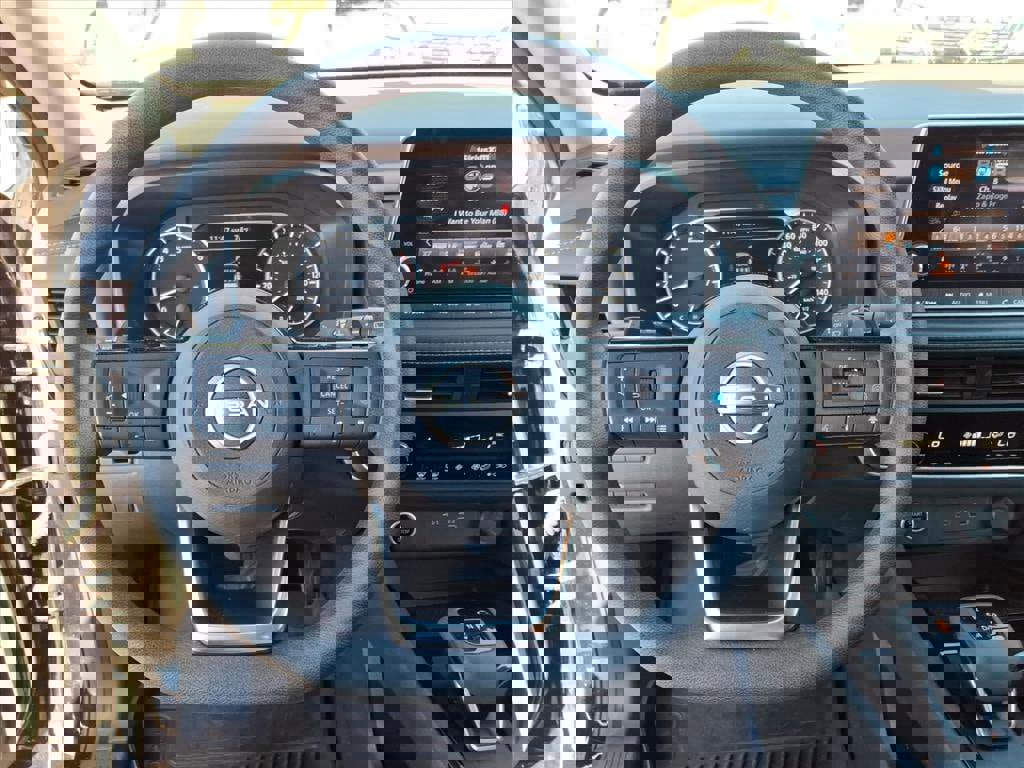 Used 2023 Nissan Rogue SV image 20