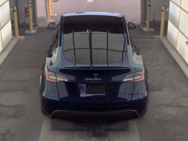 Used 2021 Tesla Model Y Long Range AWD/4WD image 5