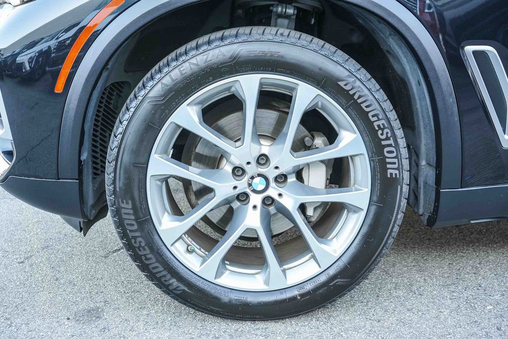 Used 2019 BMW X5 xDrive40i w/ Convenience Package image 11
