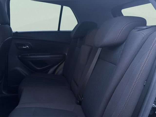 Used 2020 Chevrolet Trax LS w/ Tint and Cruise Package AWD/4WD image 16