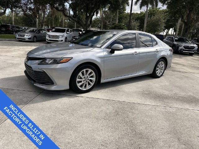 Used 2023 Toyota Camry LE FWD image 21