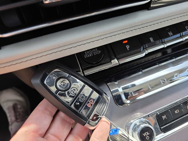 New 2026 Lincoln Aviator 2WD image 16
