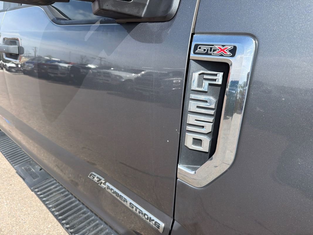 Used 2021 Ford F250 XL w/ STX Appearance Package AWD/4WD image 10