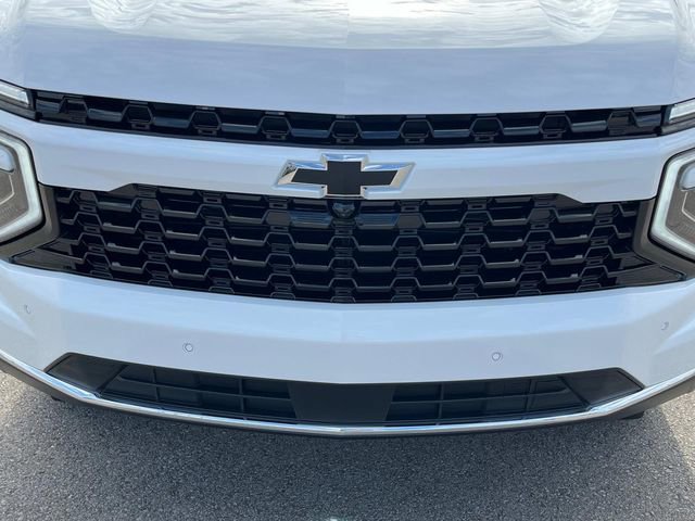 New 2026 Chevrolet Suburban LS image 11