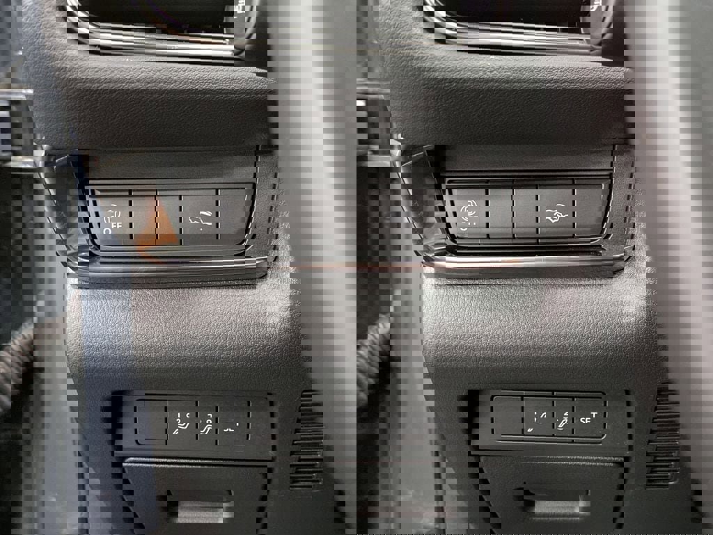 Certified 2023 MAZDA CX-30 AWD 2.5 S w/ Preferred Package image 22