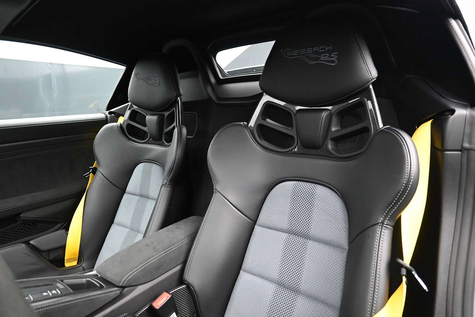 Certified 2025 Porsche 718 Boxster Spyder RS RWD image 5