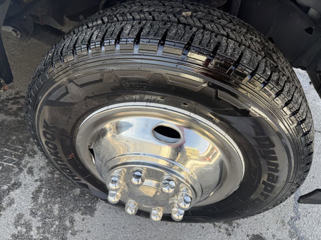 Used 2023 Ford E-450 and Econoline 450 Super Duty w/ Motorhome Prep Package image 32