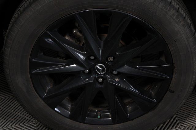 Used 2023 MAZDA CX-5 Carbon Edition image 9