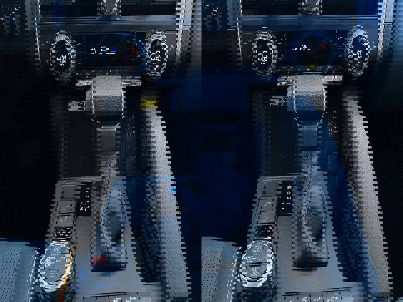 Used 2025 Toyota 4Runner Trailhunter image 32