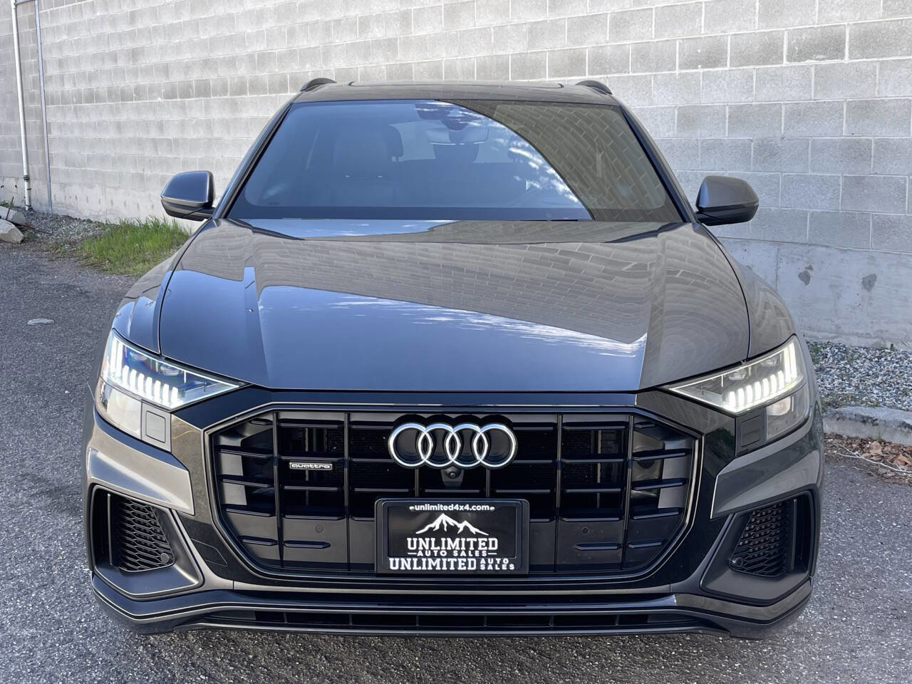 Used 2021 Audi Q8 Prestige image 3