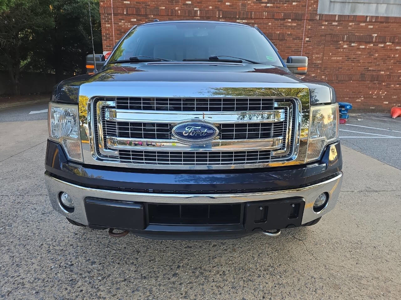 Used 2014 Ford F150 XLT w/ Equipment Group 302A Luxury image 8