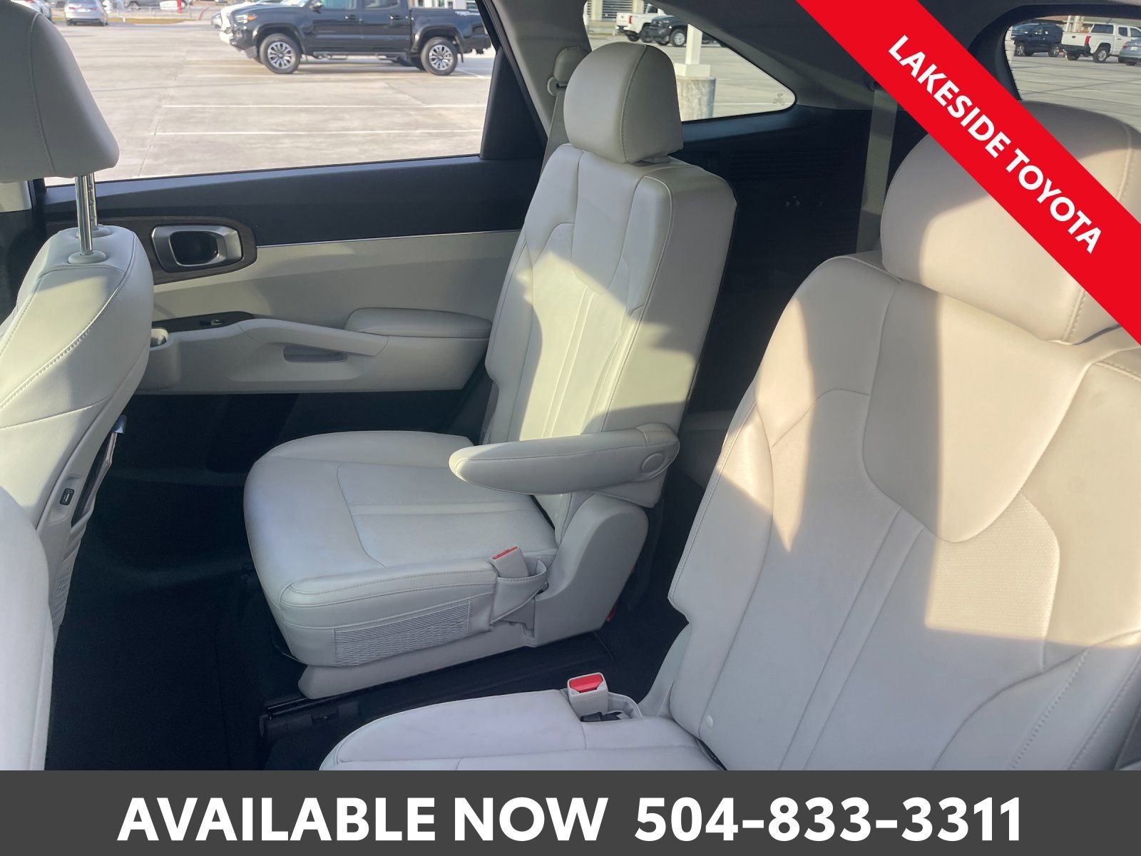 Used 2021 Kia Sorento EX w/ Panoramic Sunroof Package image 23