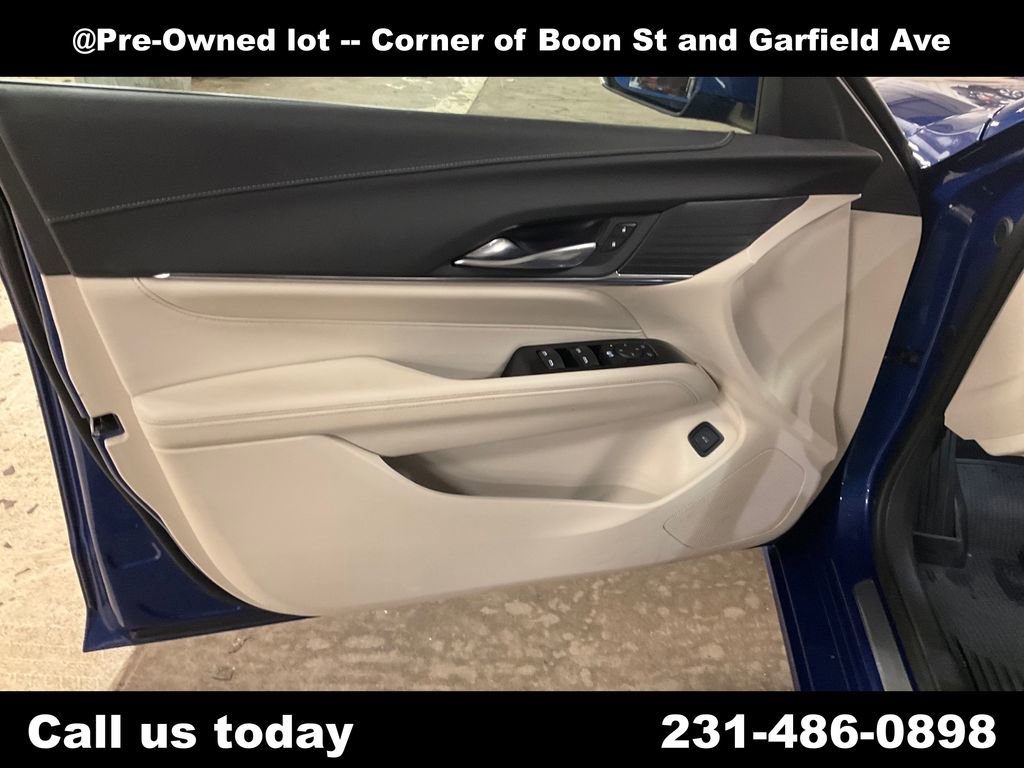 Certified 2024 Cadillac CT4 Luxury w/ Cold Weather Package AWD/4WD image 15