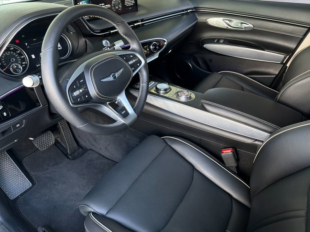 Used 2023 Genesis Electrified GV70 AWD/4WD image 11