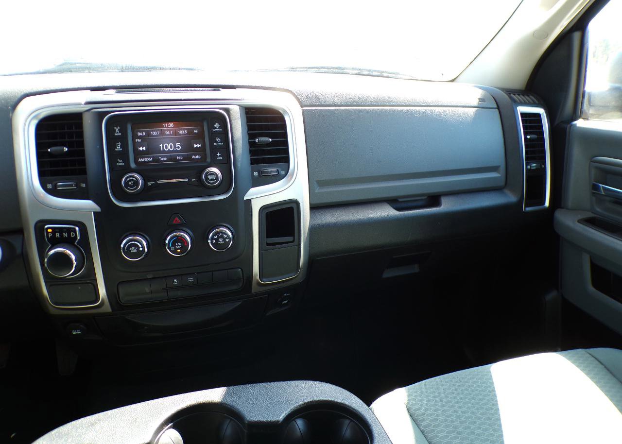 Used 2016 RAM 1500 Classic SLT image 11