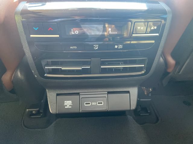 Used 2022 Acura MDX w/ Technology Package AWD/4WD image 22