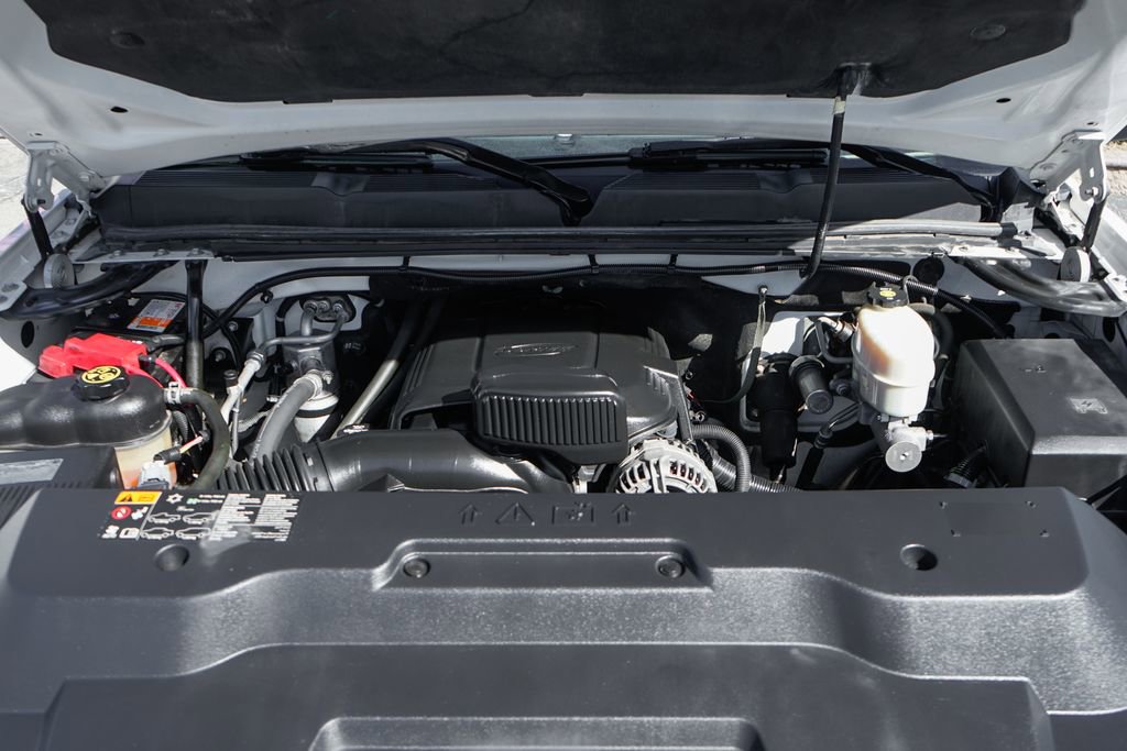 Used 2014 Chevrolet Silverado 2500 LT w/ Custom Sport Truck Package image 11