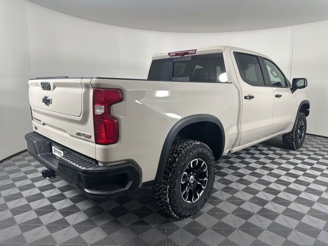 New 2026 Chevrolet Silverado 1500 ZR2 image 3