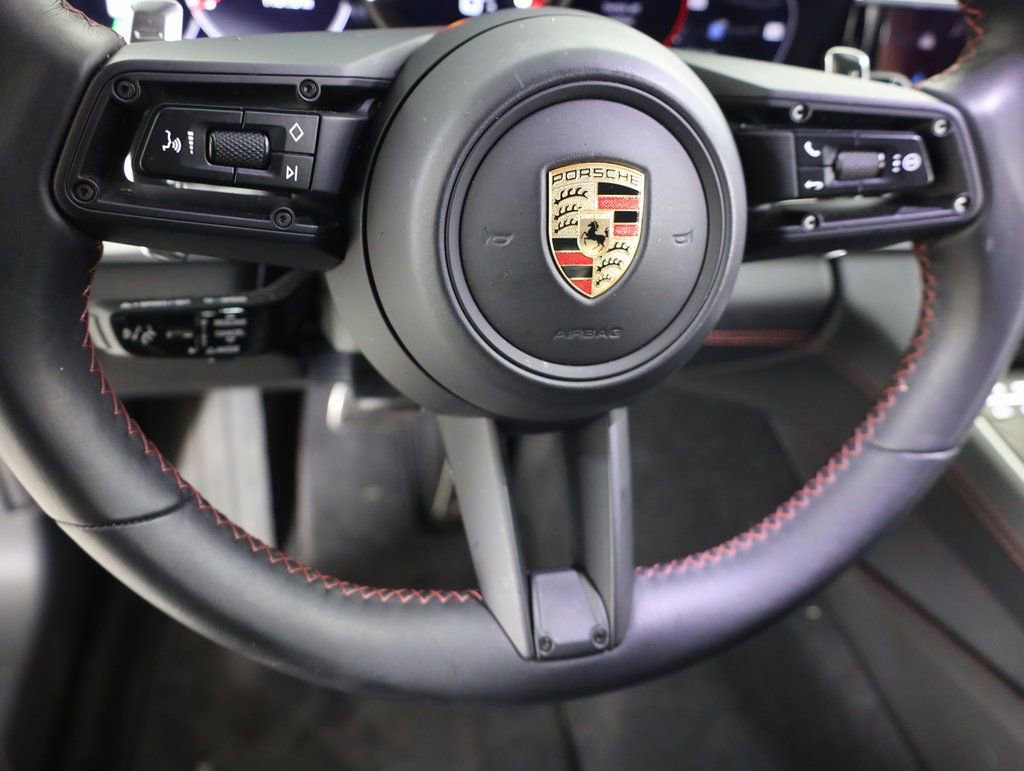 Used 2023 Porsche Panamera 4S image 27