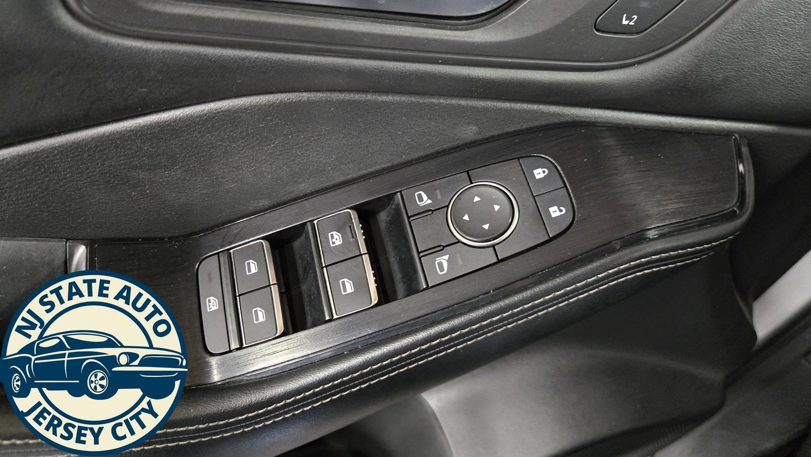 Used 2022 Nissan Rogue SL FWD image 25