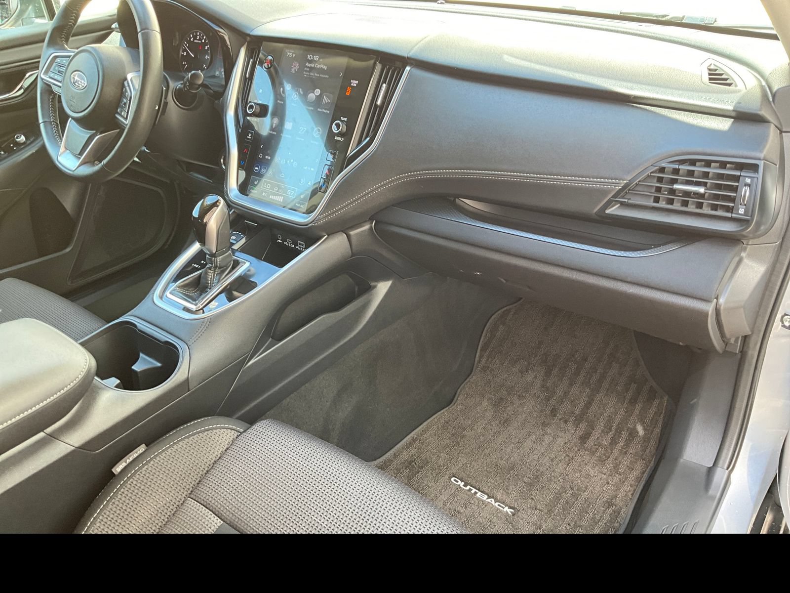 Certified 2024 Subaru Outback Premium AWD/4WD image 9