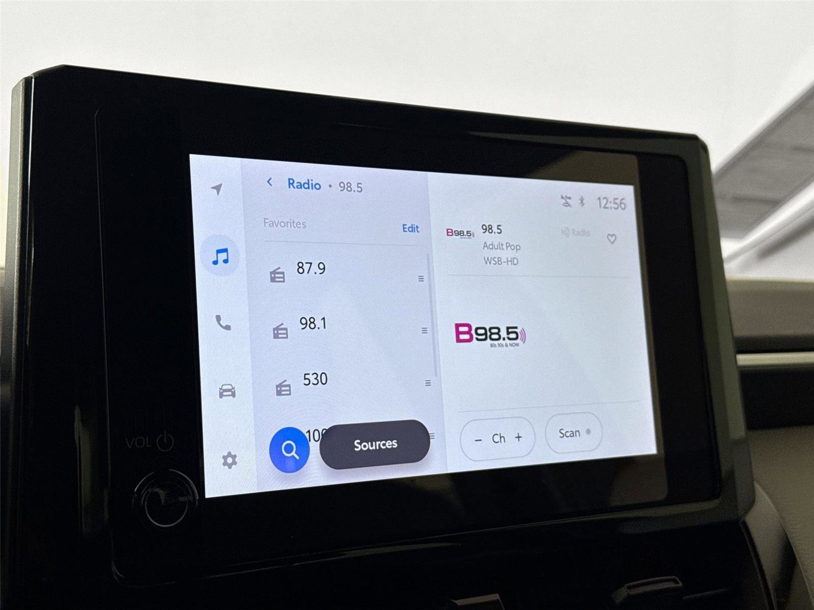 Certified 2024 Toyota Corolla LE image 21