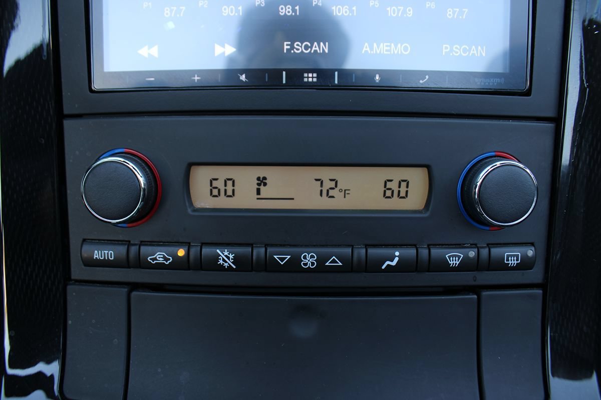 Used 2009 Chevrolet Corvette Convertible RWD image 19