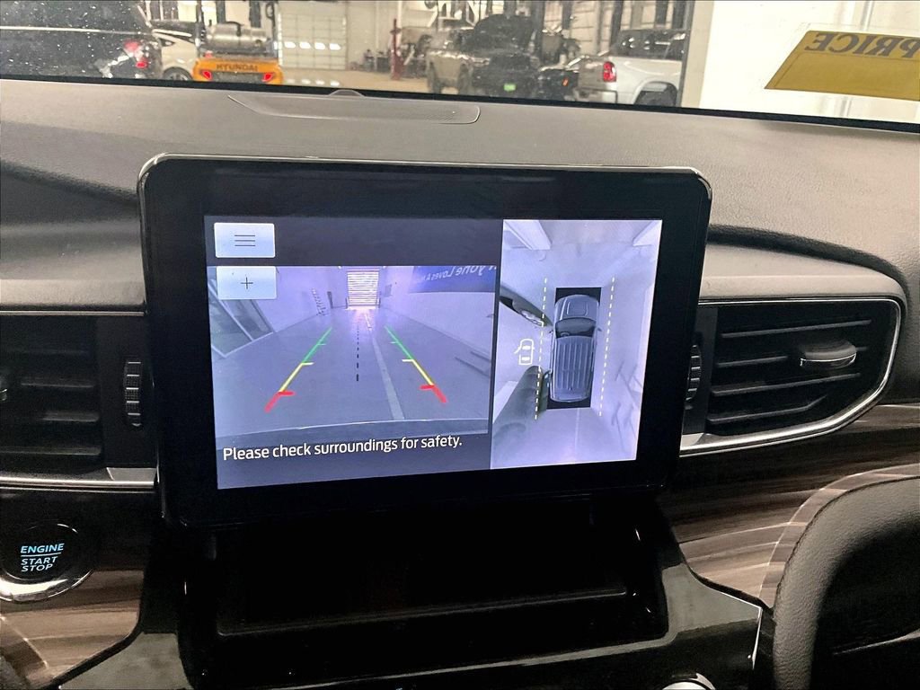 Used 2023 Ford Explorer Limited image 20