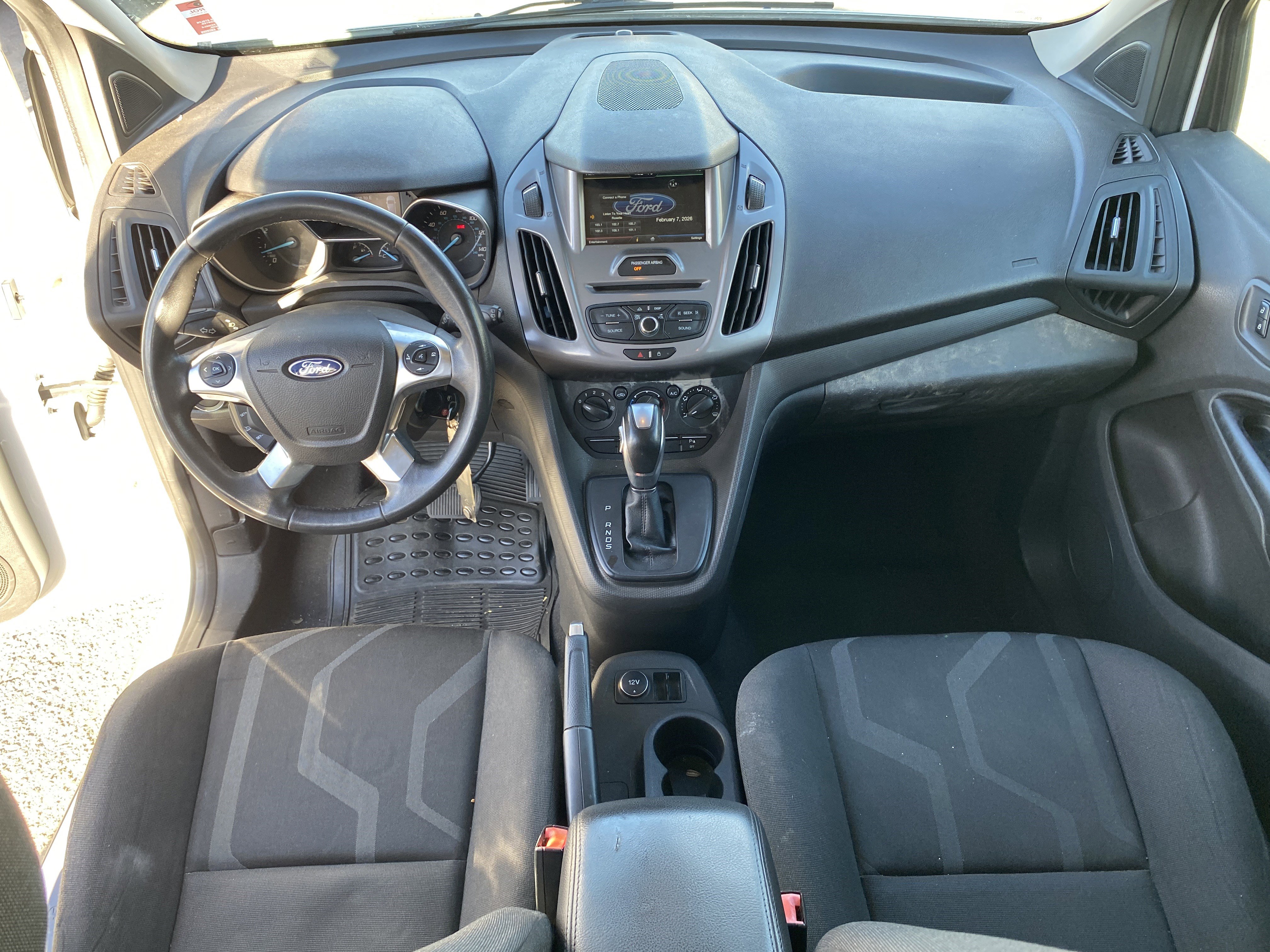 Used 2015 Ford Transit Connect XLT image 17