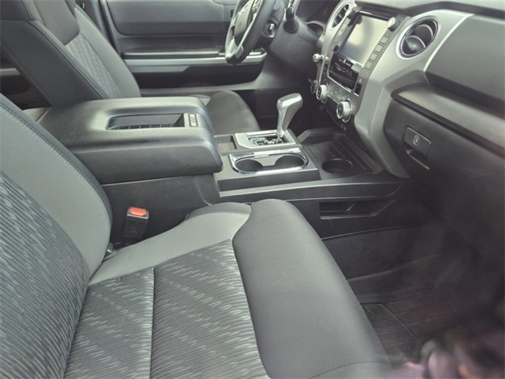 Used 2021 Toyota Tundra SR5 w/ TRD Off-Road Package image 15