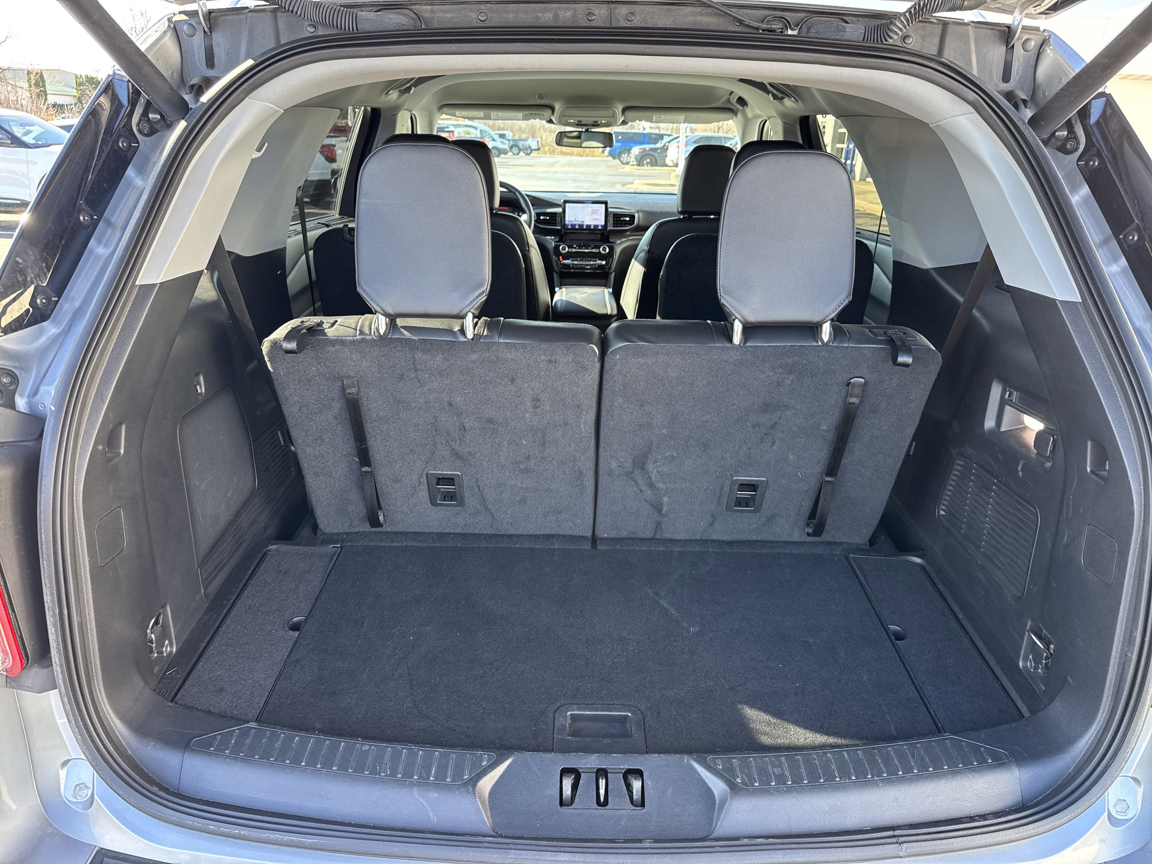 Certified 2022 Ford Explorer Limited AWD/4WD image 14